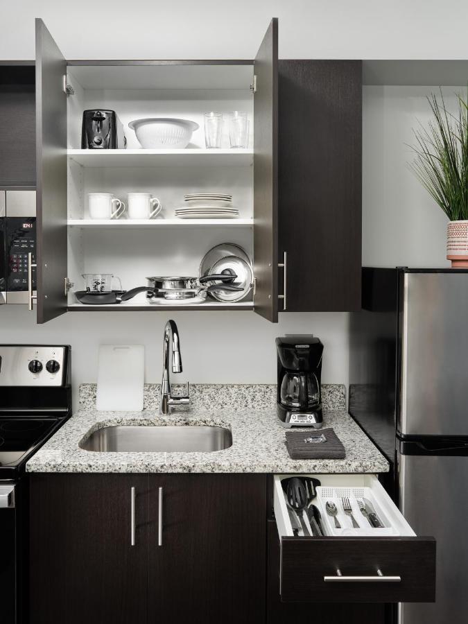 Stayapt Suites San Antonio-Randolph Live Oak Экстерьер фото