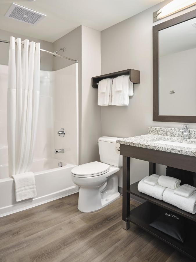 Stayapt Suites San Antonio-Randolph Live Oak Экстерьер фото